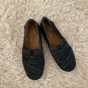 TOMS slip-ons